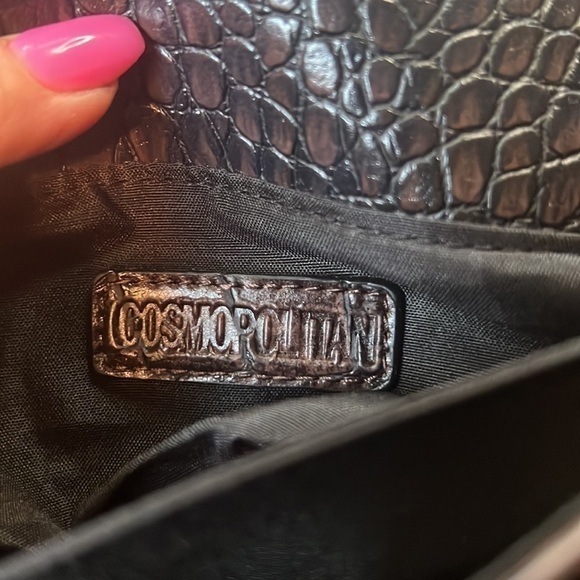Nwt cosmopolitan brown faux crocodile clutch/Crossbody purse - Picture 10 of 11